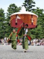 /album/galeria1/flickr-yeowatzup-aoi-matsuri-imperial-palace-kyoto-japan-3-jpg/